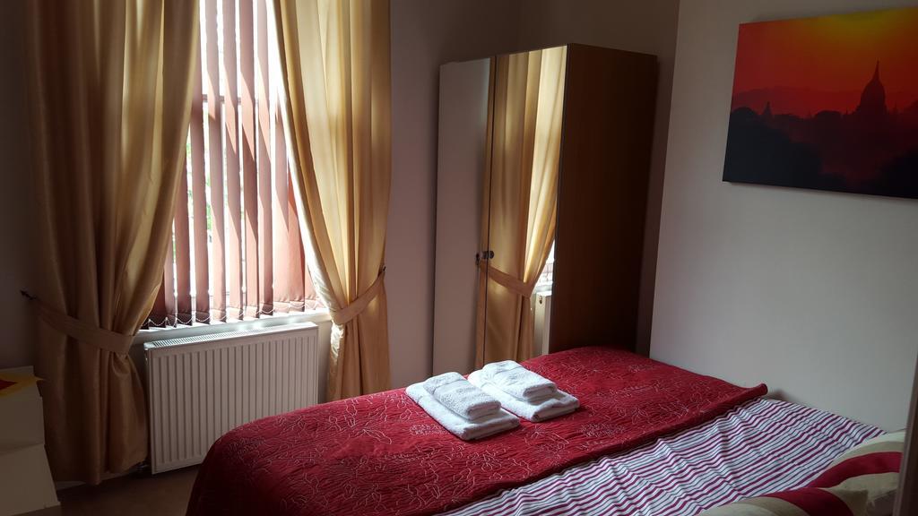 Hammersmith Apartment ブレントフォード 部屋 写真