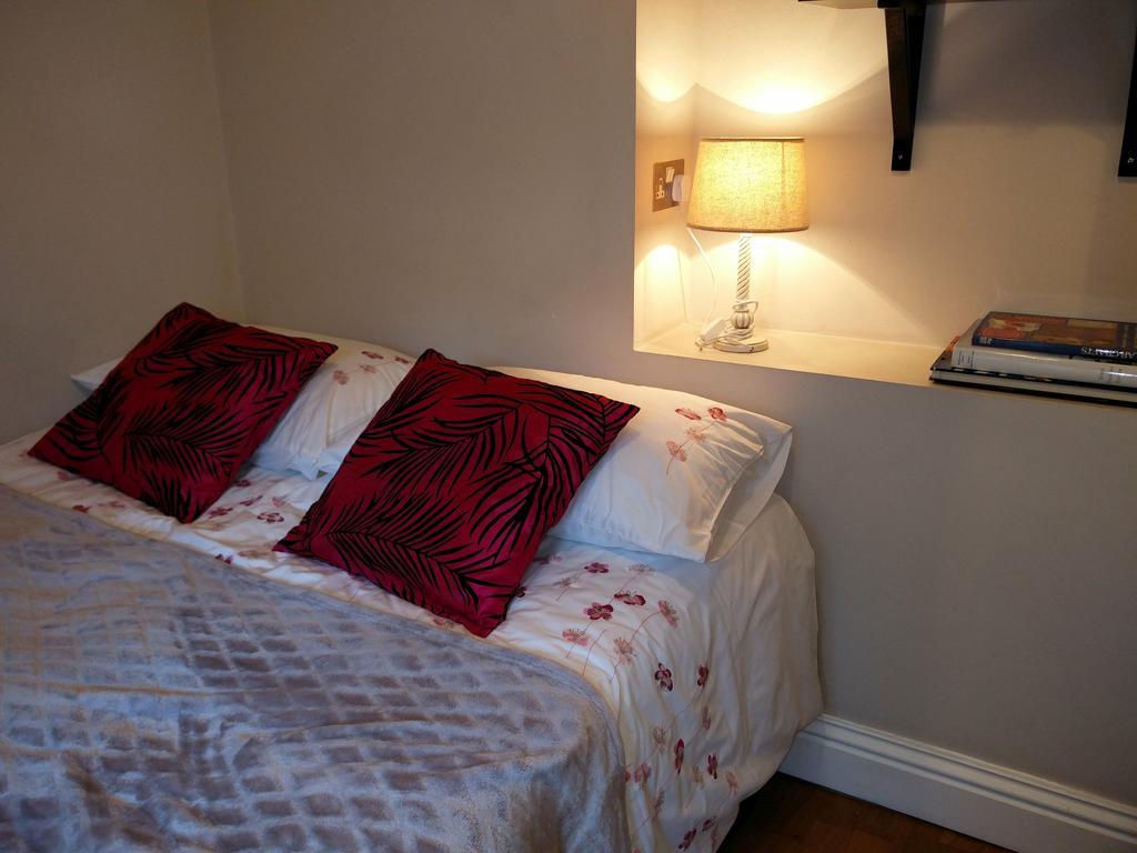 Hammersmith Apartment ブレントフォード エクステリア 写真