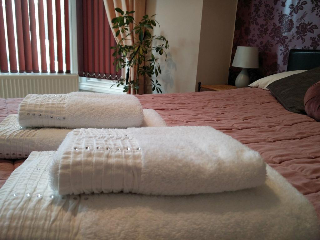 Hammersmith Apartment ブレントフォード エクステリア 写真